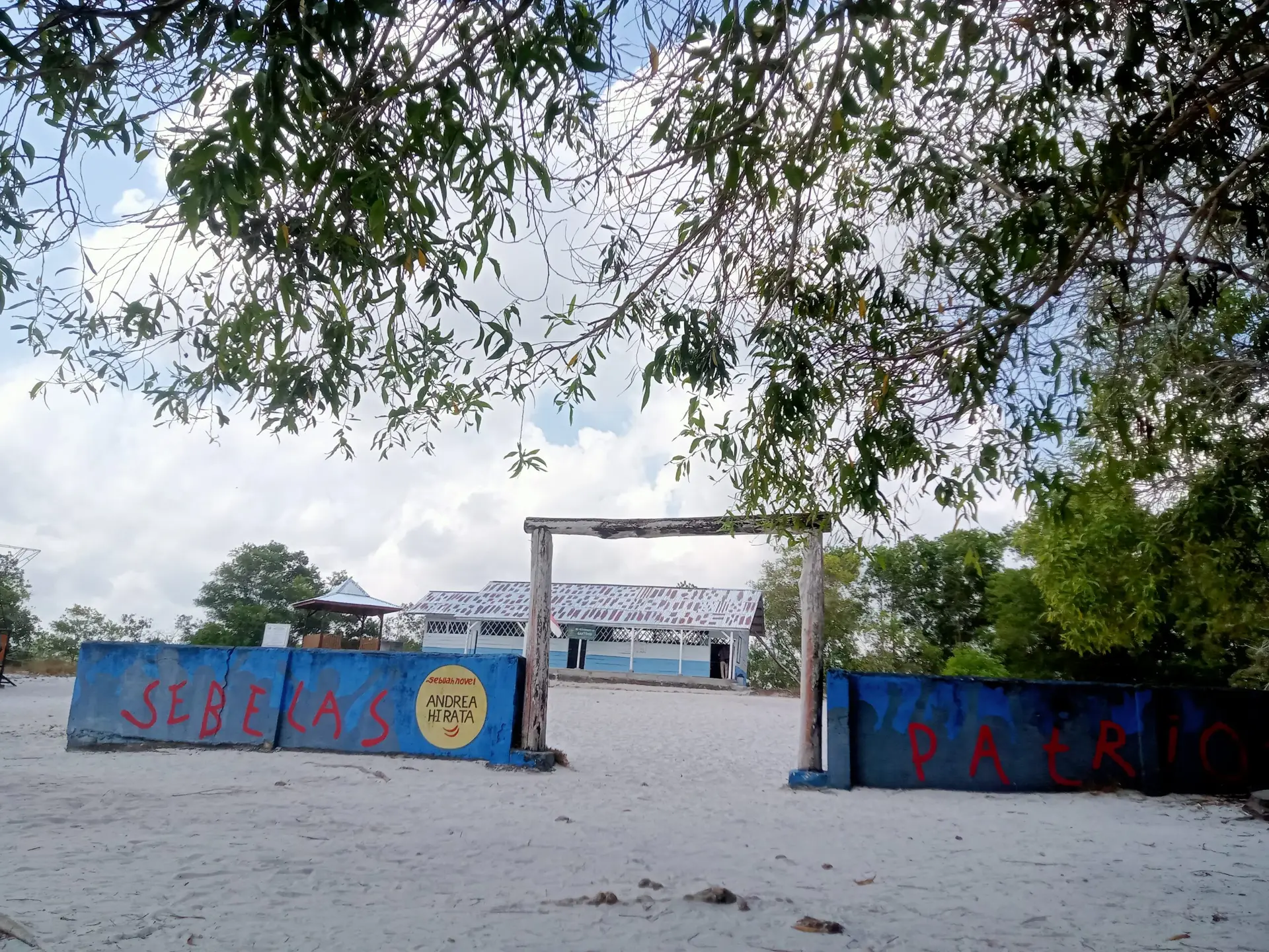 Paket wisata belitung